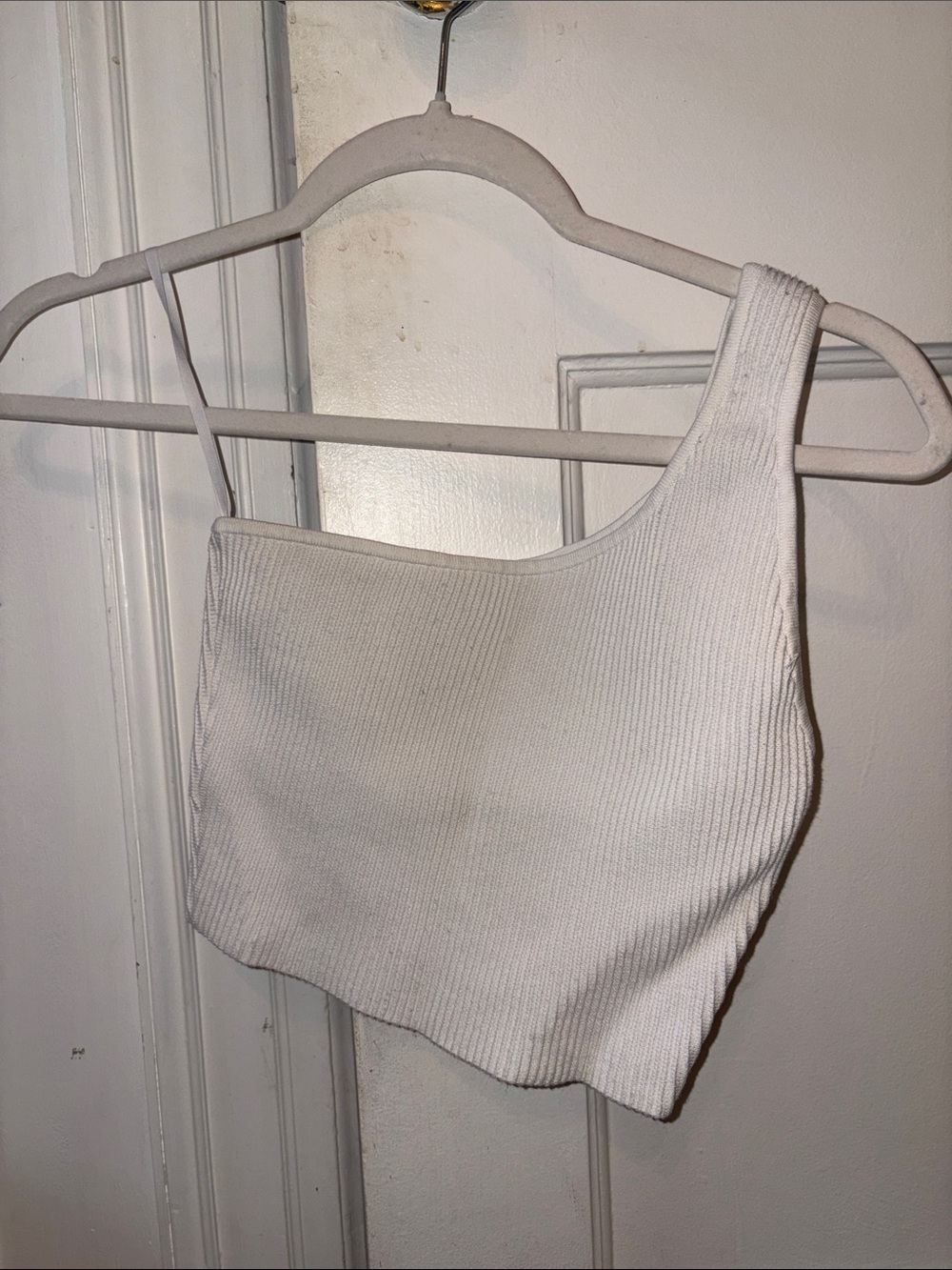 Babaton Asymmetric One-Shoulder White Ribbed Crop Top